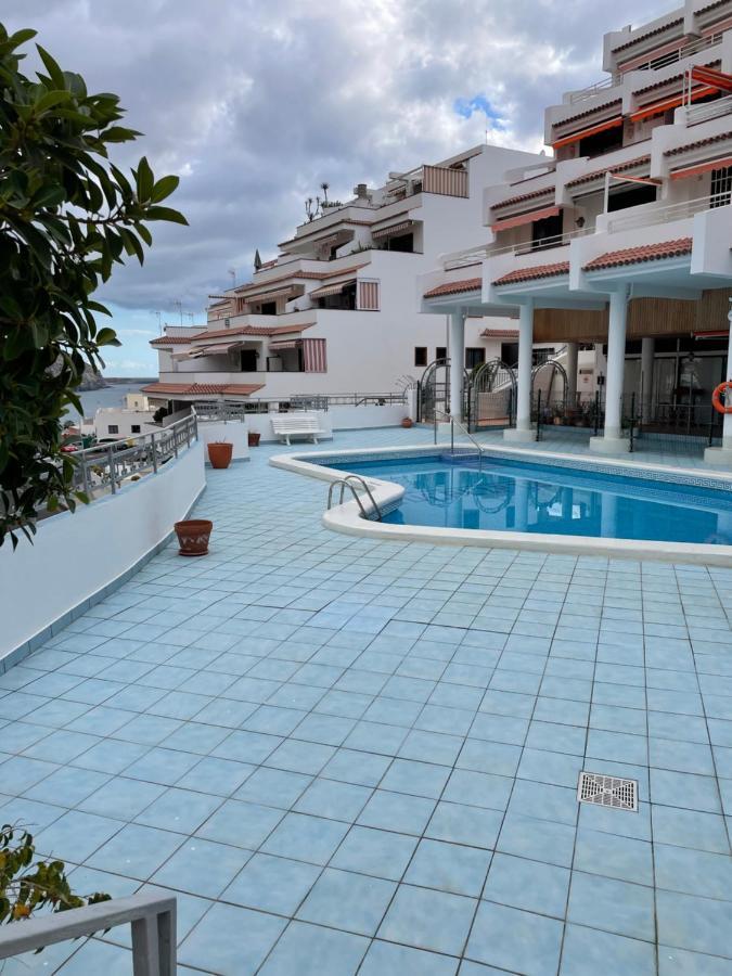 1 Bedroom Apartment With Stunning Sea View アロナ エクステリア 写真